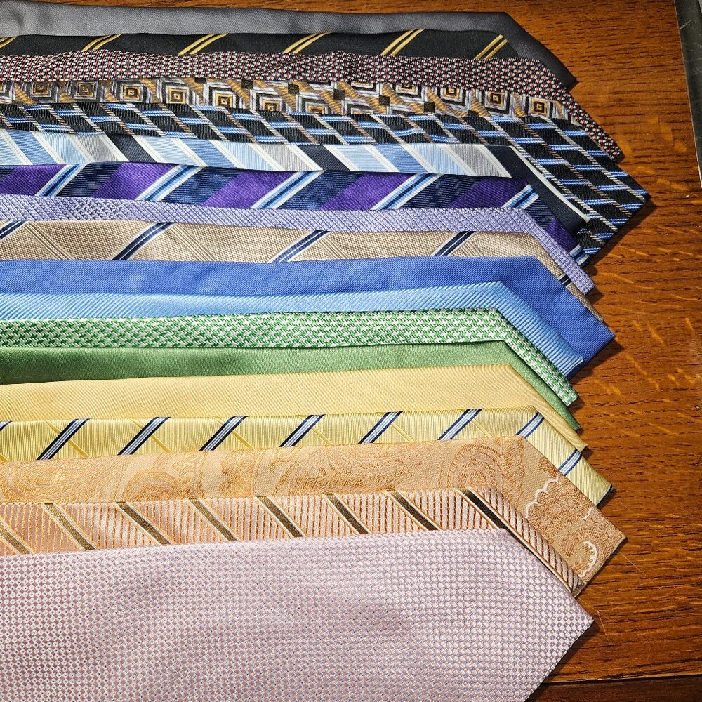 19 Tie Lot Michael Kors, SeanJean, Brooks Brothers, Nautica, Jones New York